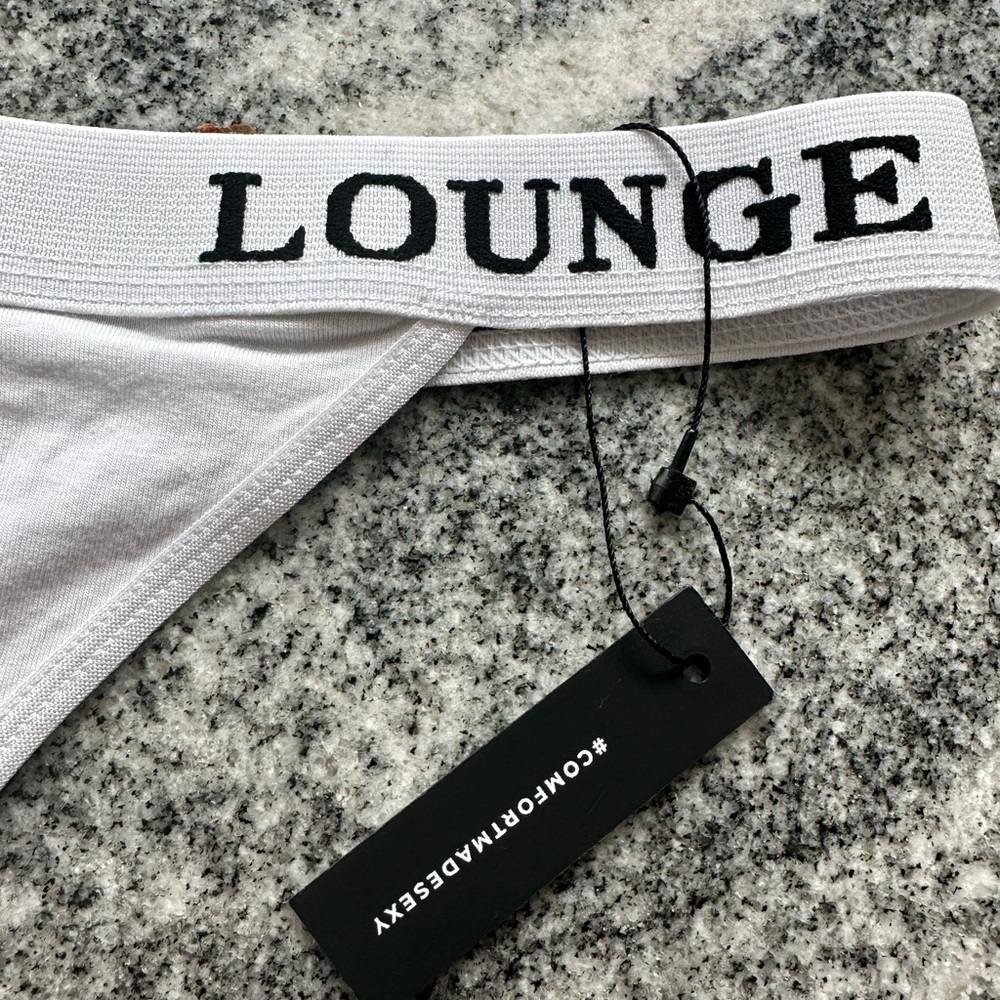 Matching Lounge Set - Picture 5 of 5